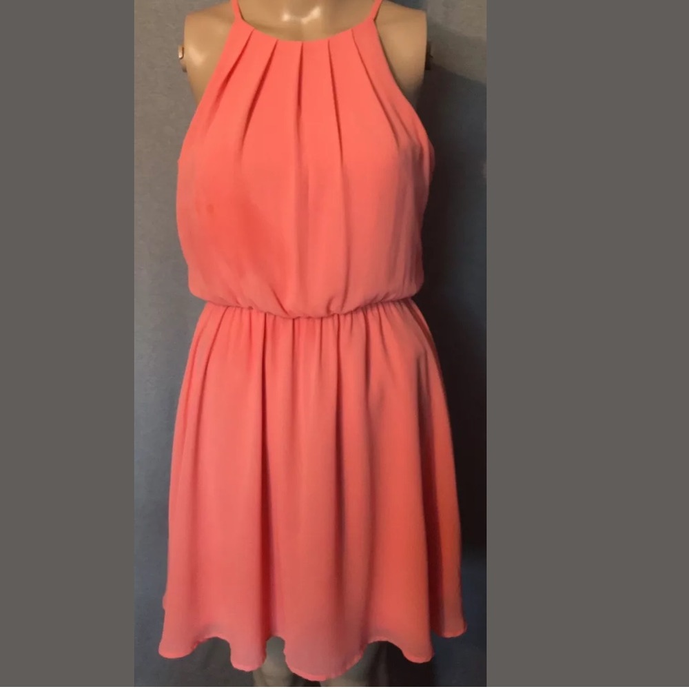 👗DINA BE HALTER TOP DRESS SIZE SMALL